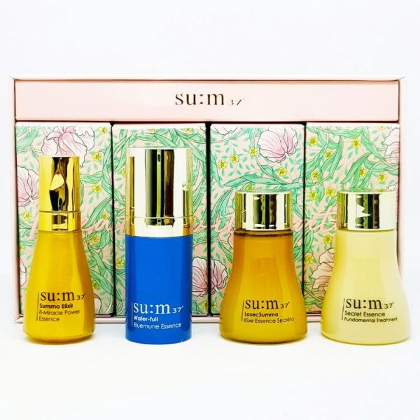Осветляющий набор против морщин (8мл+8мл+12мл+12мл) SUM37 BEST ESSENCE SPECIAL GIFT SET (8ml+8ml+12ml+12ml)