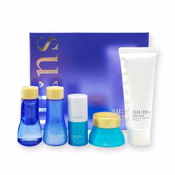Мини набор серии Водопад SU:M37 WATER FULL SPECIAL GIFT 5 ITEMS (TRAVEL KIT) (20ml + 20ml + 10ml + 5ml + 40ml)